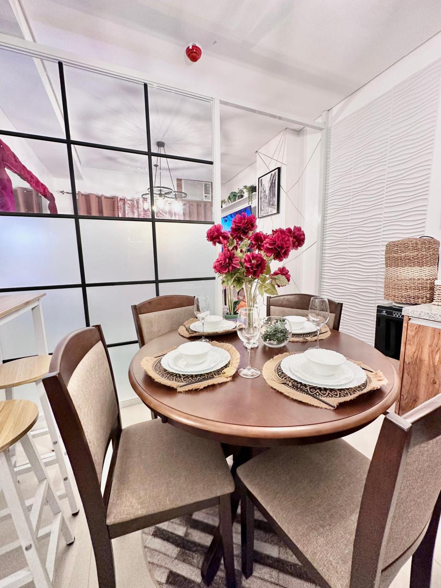 Aesthetic One Bedroom Beside Sm W Pool, Wifi And Netflix 카가얀드오로 외부 사진