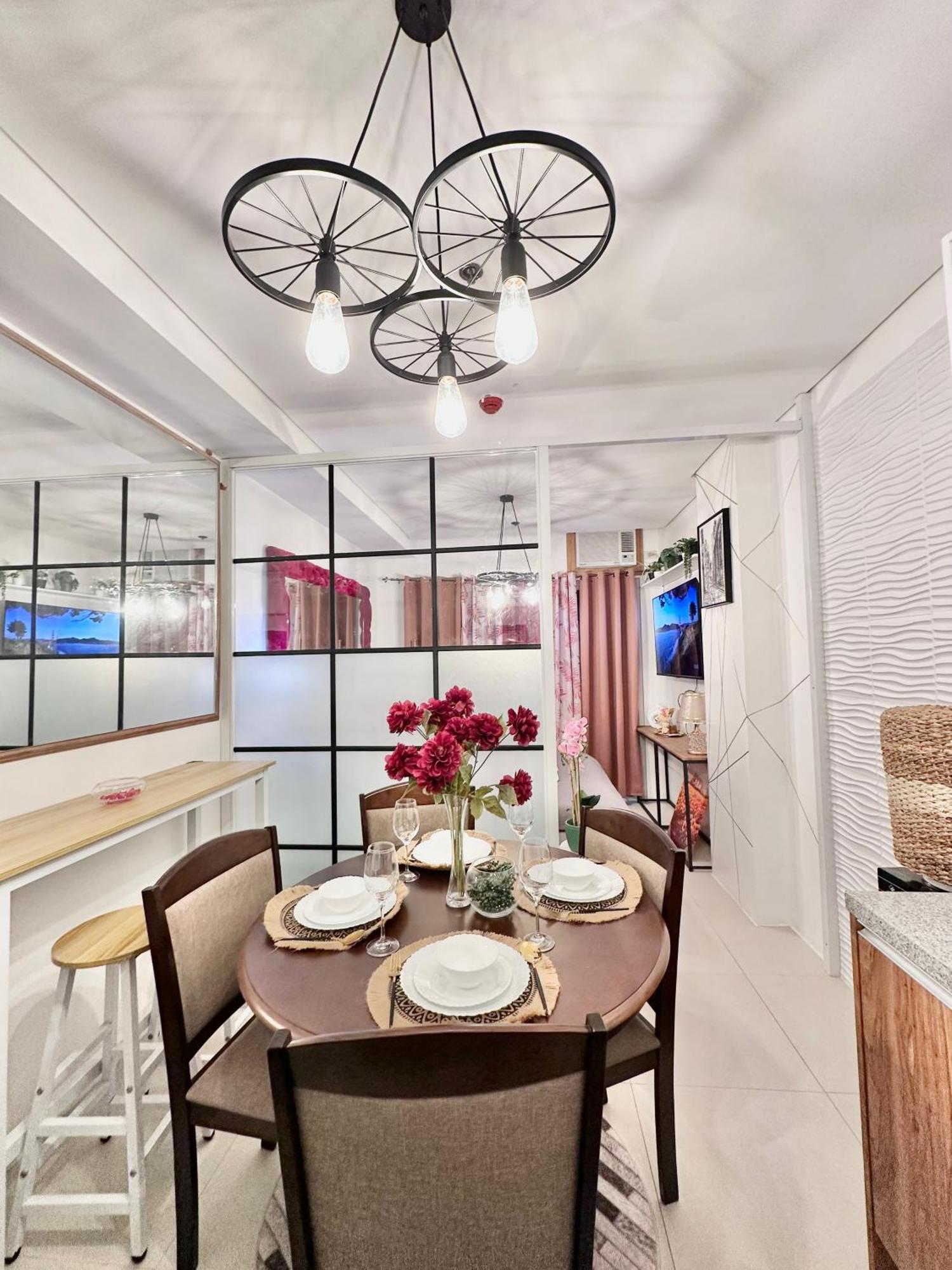 Aesthetic One Bedroom Beside Sm W Pool, Wifi And Netflix 카가얀드오로 외부 사진