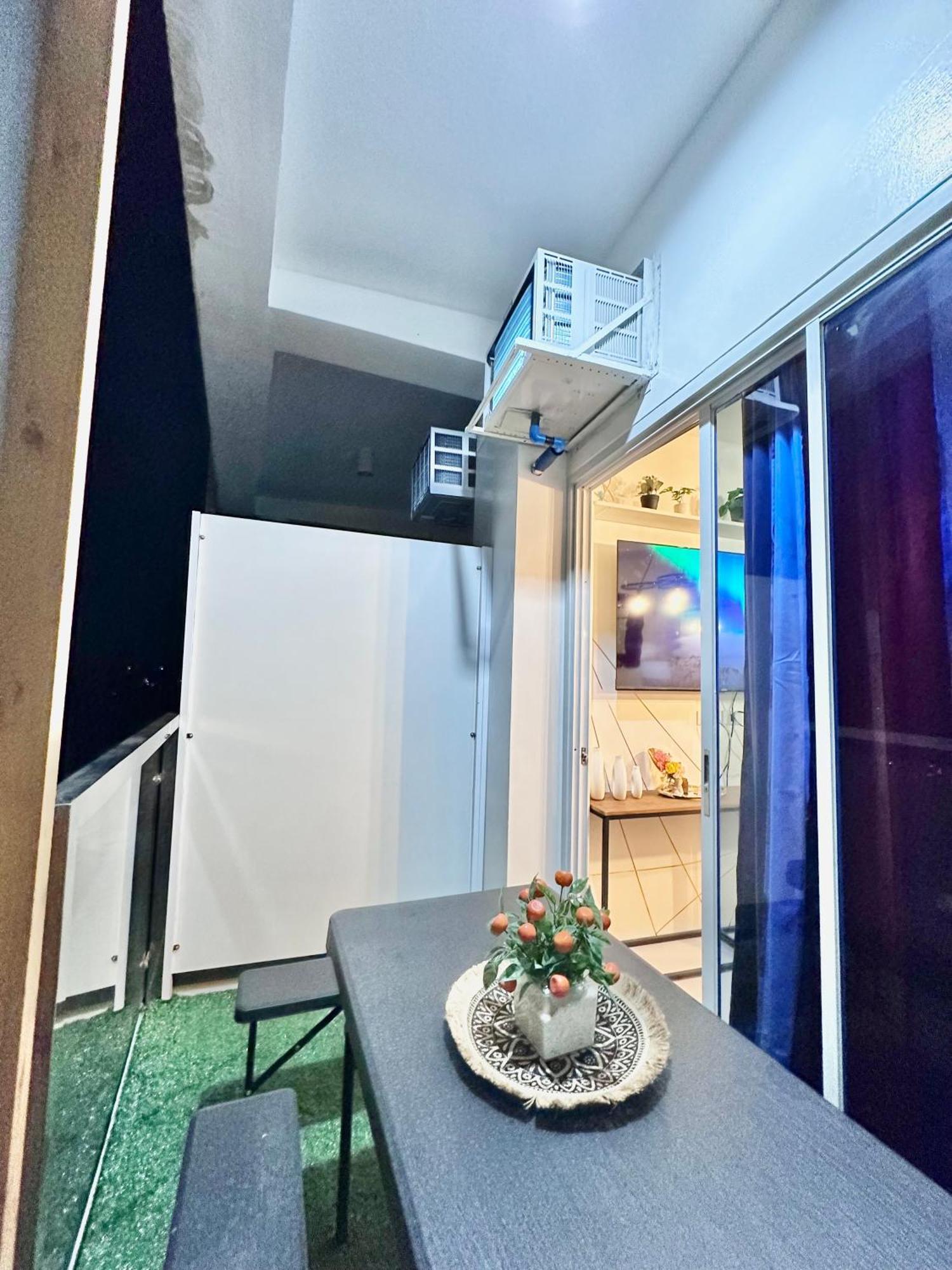 Aesthetic One Bedroom Beside Sm W Pool, Wifi And Netflix 카가얀드오로 외부 사진