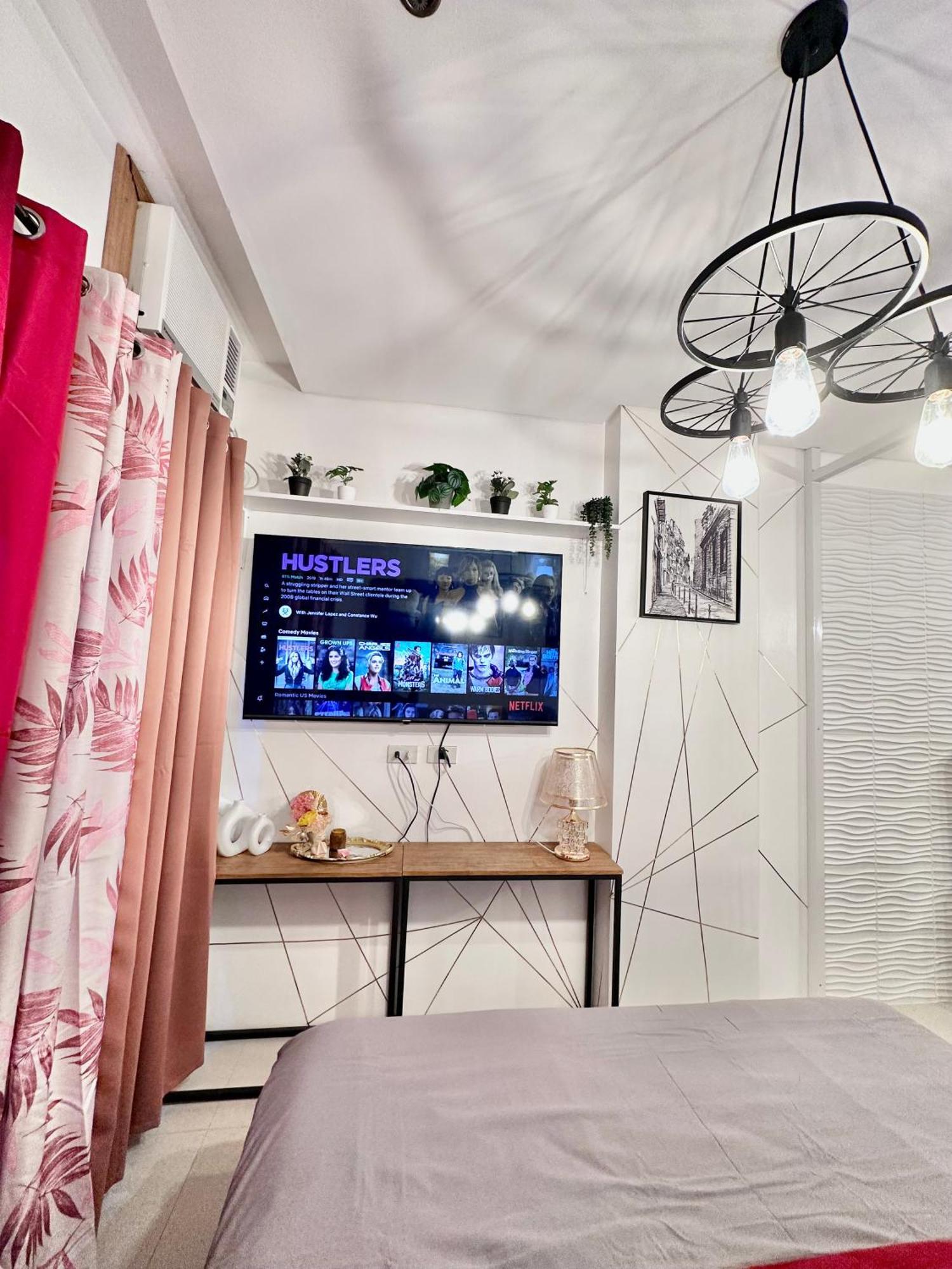 Aesthetic One Bedroom Beside Sm W Pool, Wifi And Netflix 카가얀드오로 외부 사진