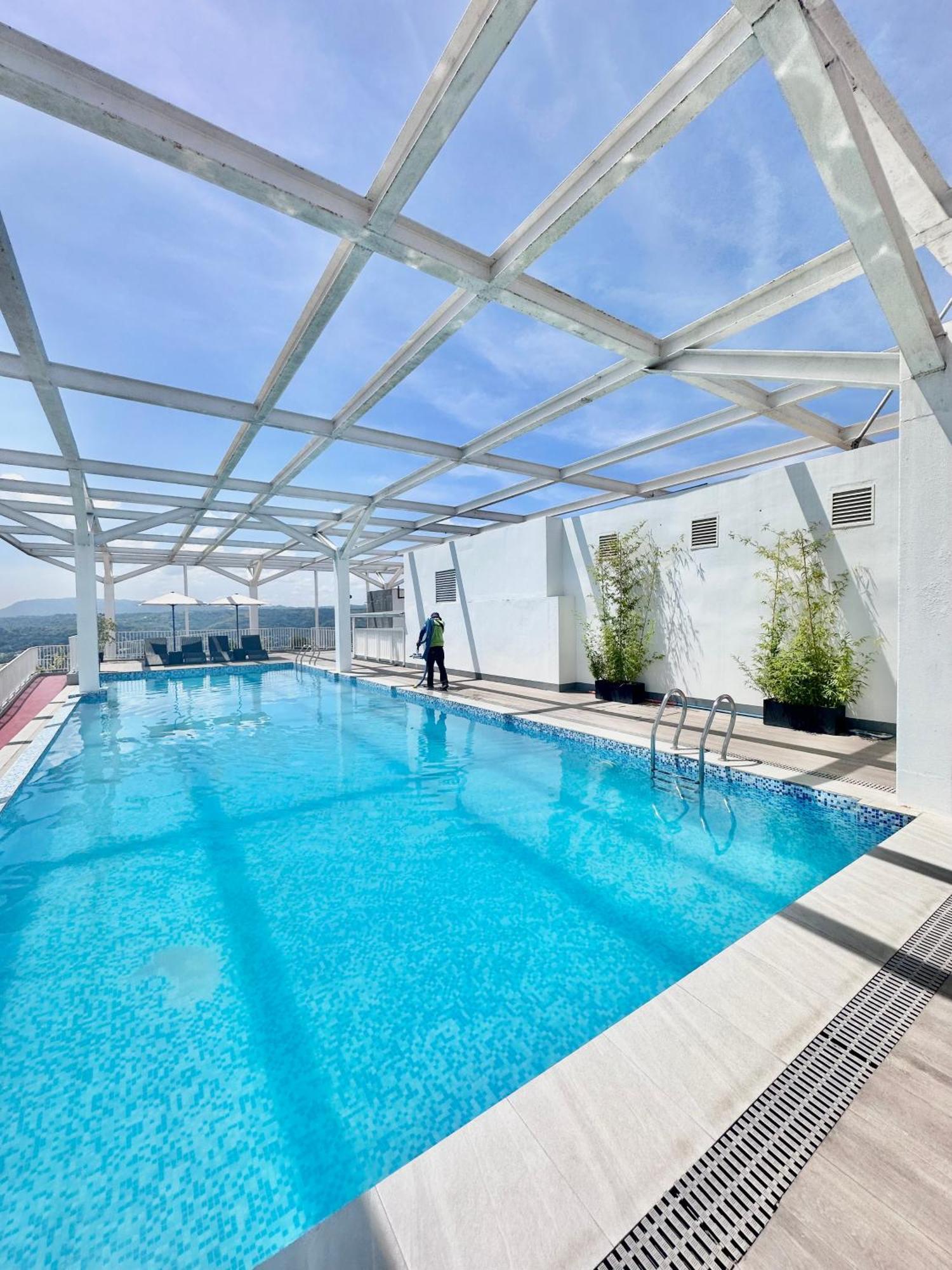 Aesthetic One Bedroom Beside Sm W Pool, Wifi And Netflix 카가얀드오로 외부 사진