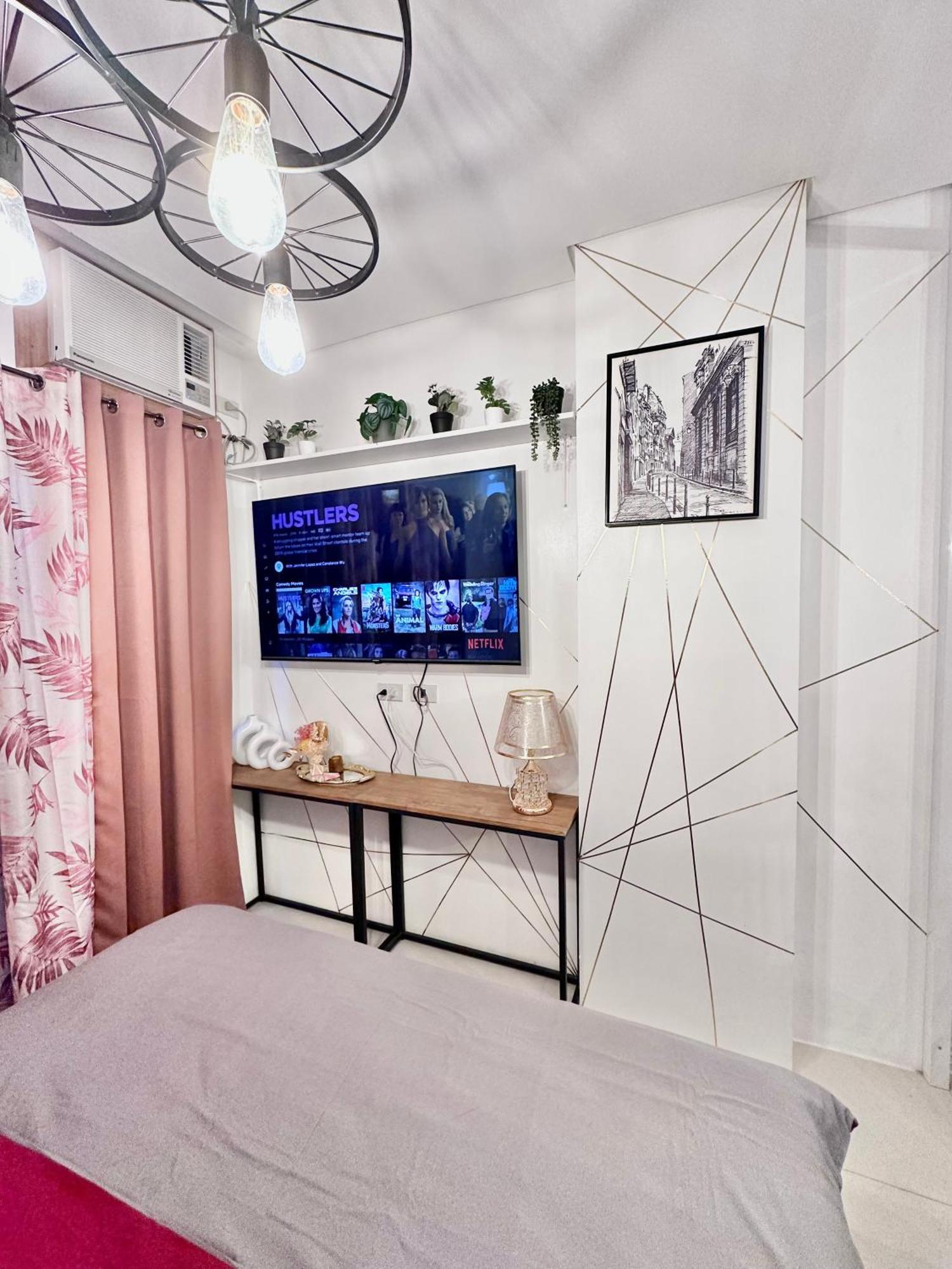 Aesthetic One Bedroom Beside Sm W Pool, Wifi And Netflix 카가얀드오로 외부 사진